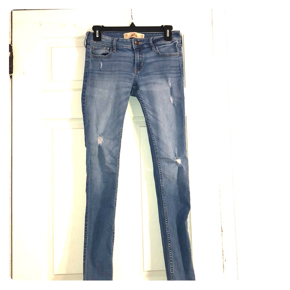 Hollister ripped medium blue jeans